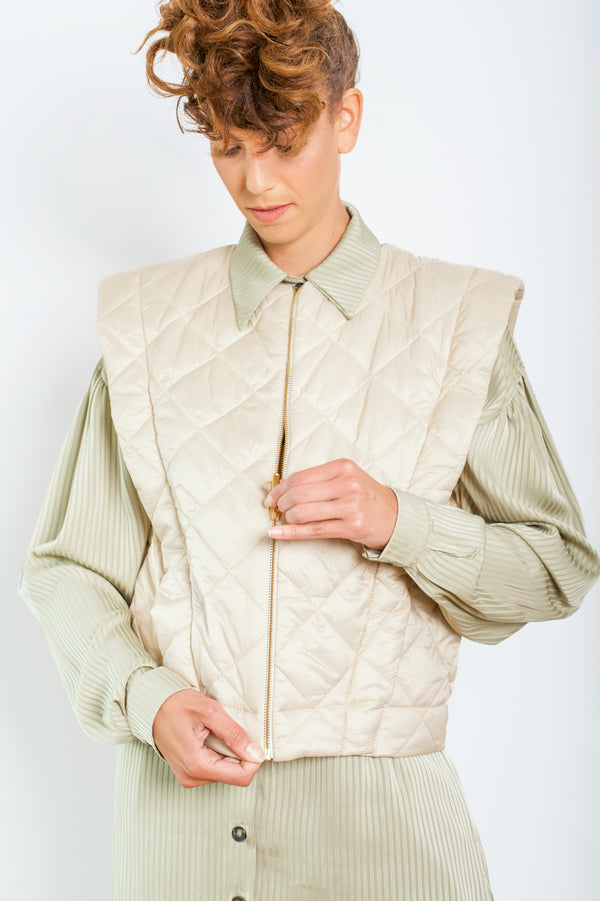 QUILTED PEARL LOUISE VEST